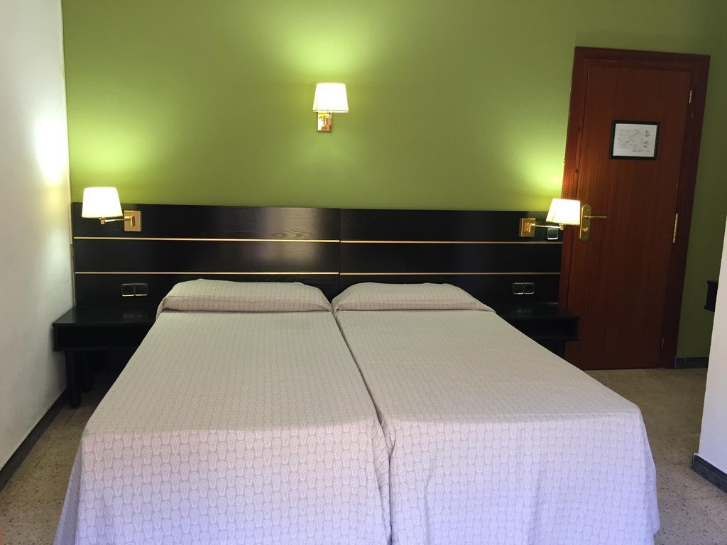 יורט דה מאר Hotel Proa Astor מראה חיצוני תמונה