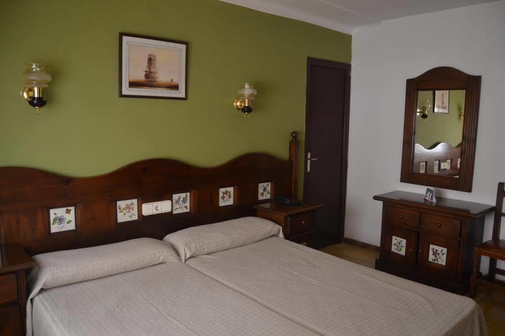 יורט דה מאר Hotel Proa Astor מראה חיצוני תמונה
